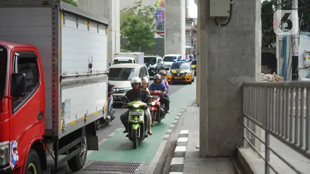 Awas, Masuk Jalur Sepeda Bisa Kena Tilang