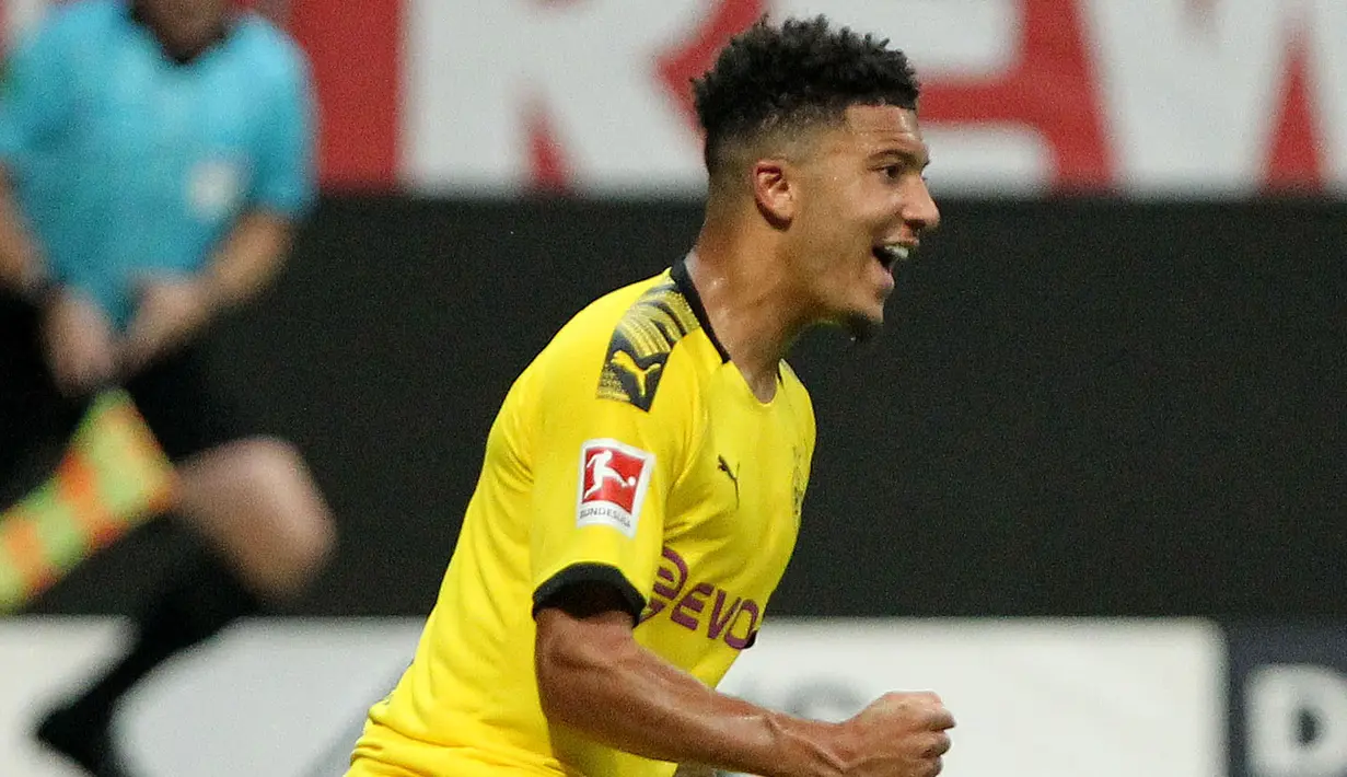 7. Jadon Sancho (Borussia Dortmund) - Remaja 19 tahun ini telah menunjukan kualitas yang luar bisa bersama Die Borussen. Penampilan apik tersebut membuatnya menjadi incaran klub-klub besar Eropa. (AFP/Daniel Roland)