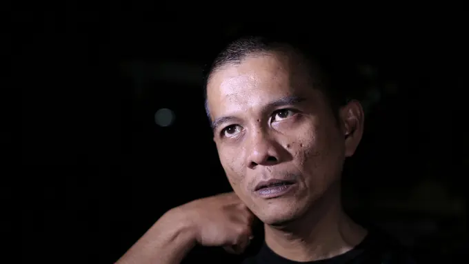 Nazlin, kakak Ariel NOAH