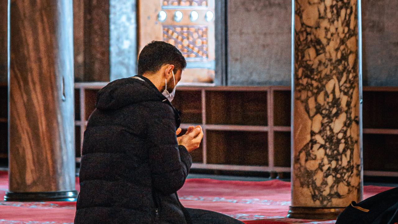 Niat Sholat Qobliyah Subuh Berikut Tata Cara dan Doa Setelahnya