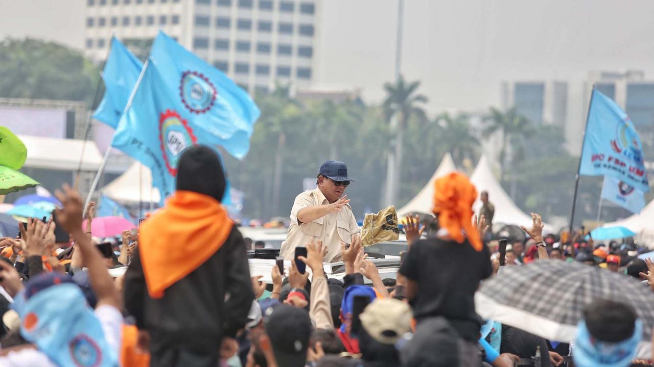 Prabowo hadiri perayaan Hari Buruh di Monas