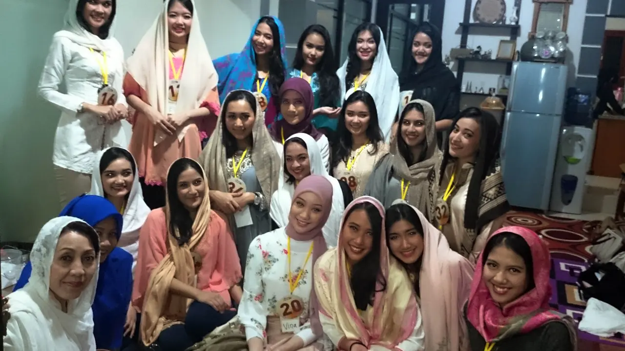 Finalis Abang None 2014 Buka Puasa Bareng Anak Yatim