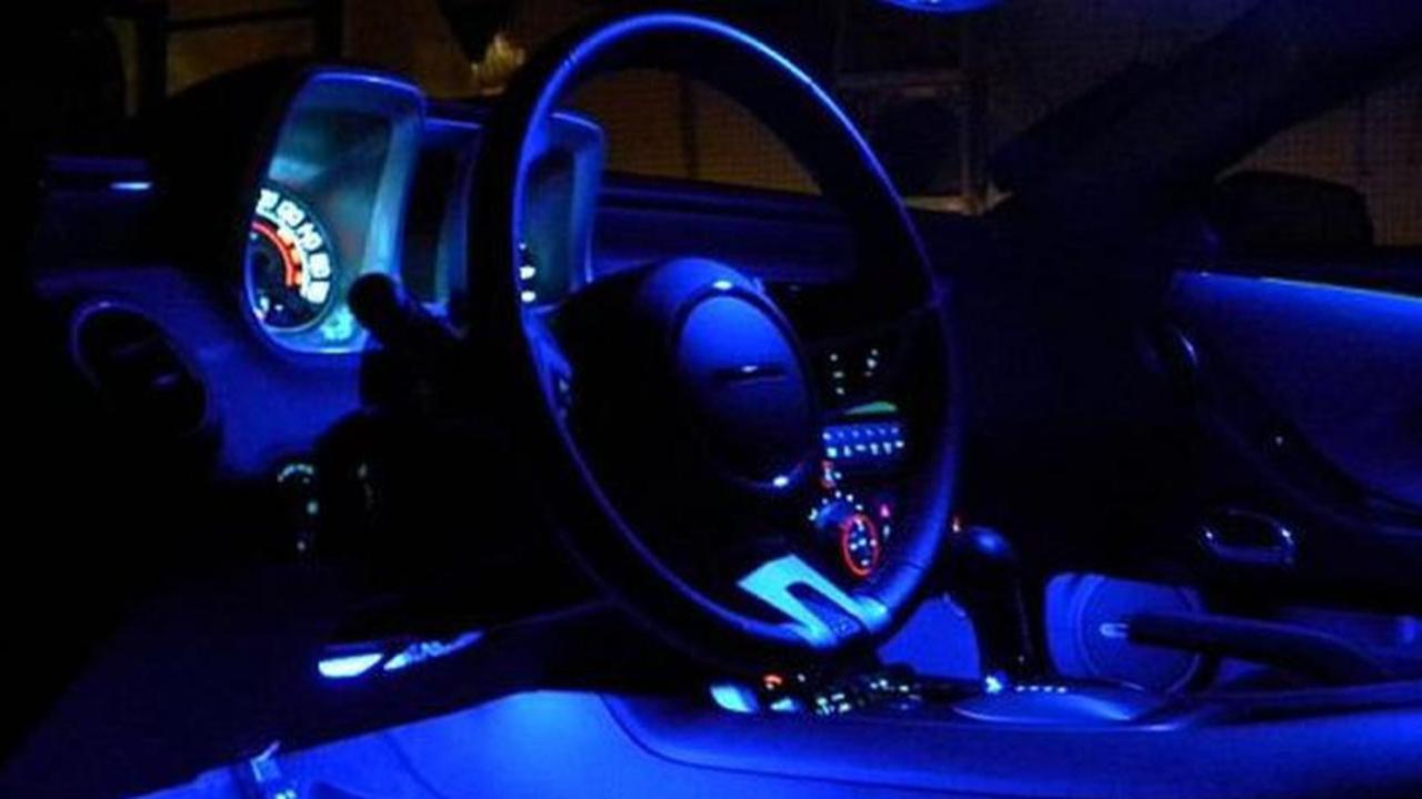 Cara Efektif Menangani Masalah Lampu Kabin Mobil