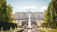 Ilustrasi istana. (Photo by Dimitry B on Unsplash)