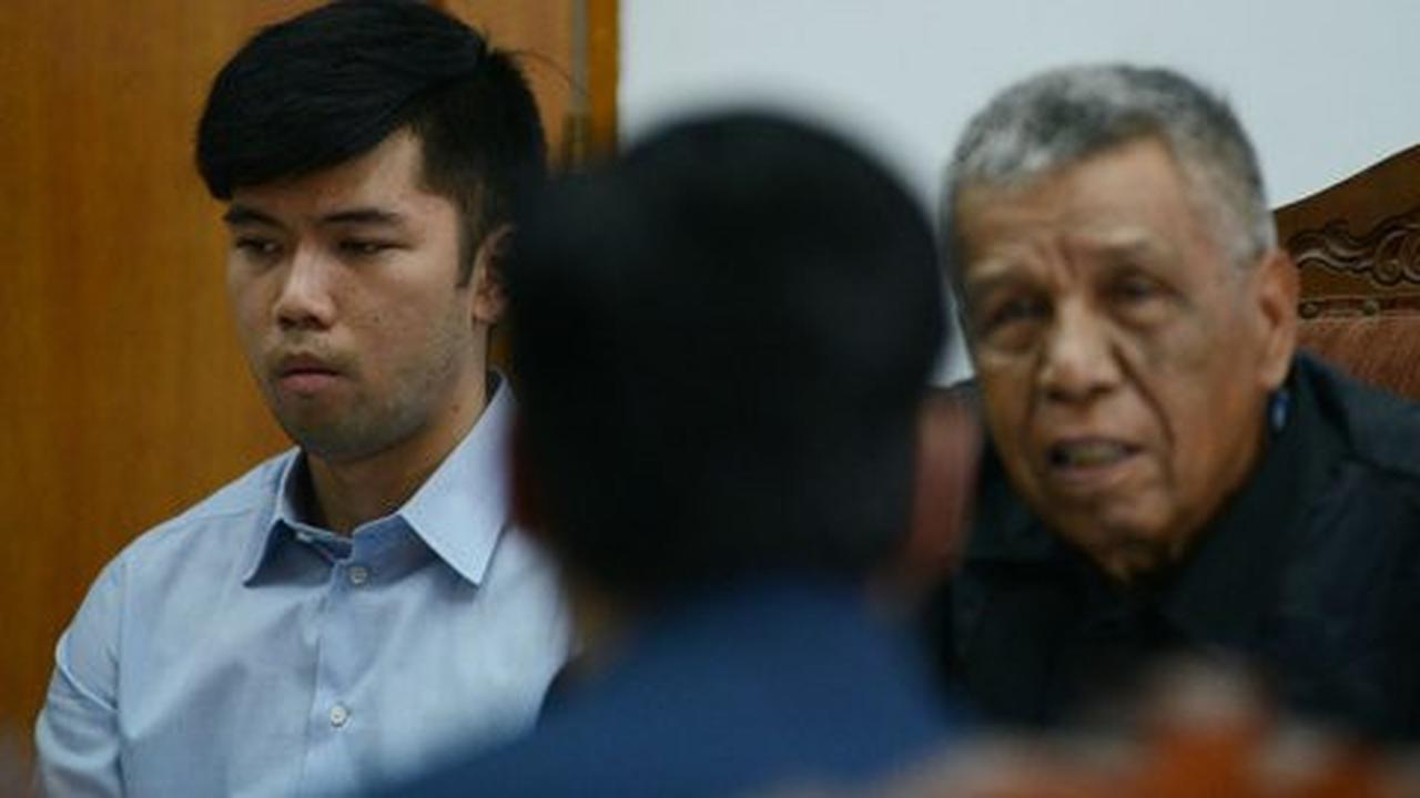 Dituntut 2,6 tahun penjara, pengacara Christopher ajukan pledoi