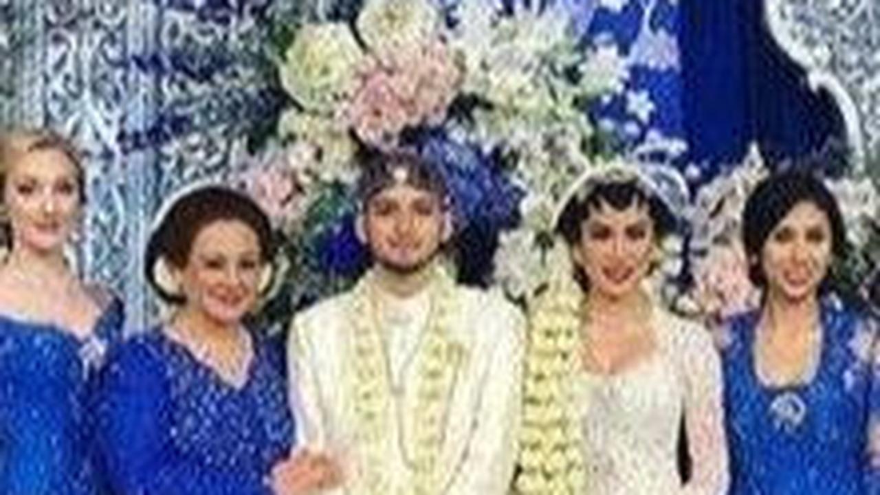 Saat Acara Pernikahan Putra Ketiga