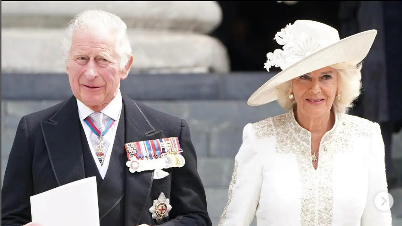 Raja Charles III dan istrinya, Camilla.