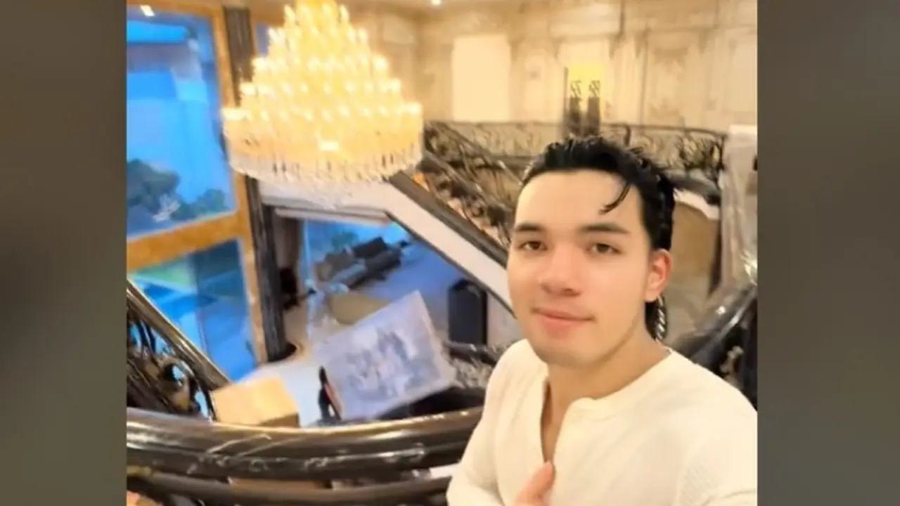 Saaih Halilintar Ungkap Alasan Rumah Barunya Punya 12 Kamar Mandi dan 9 Kamar Tidur.  foto: TikTok @saaihalilintar