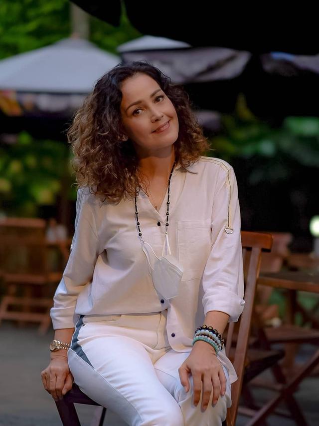 Rowiena Umboh (Sumber: Instagram/@rowienaumboh/@edo_soemantoro)