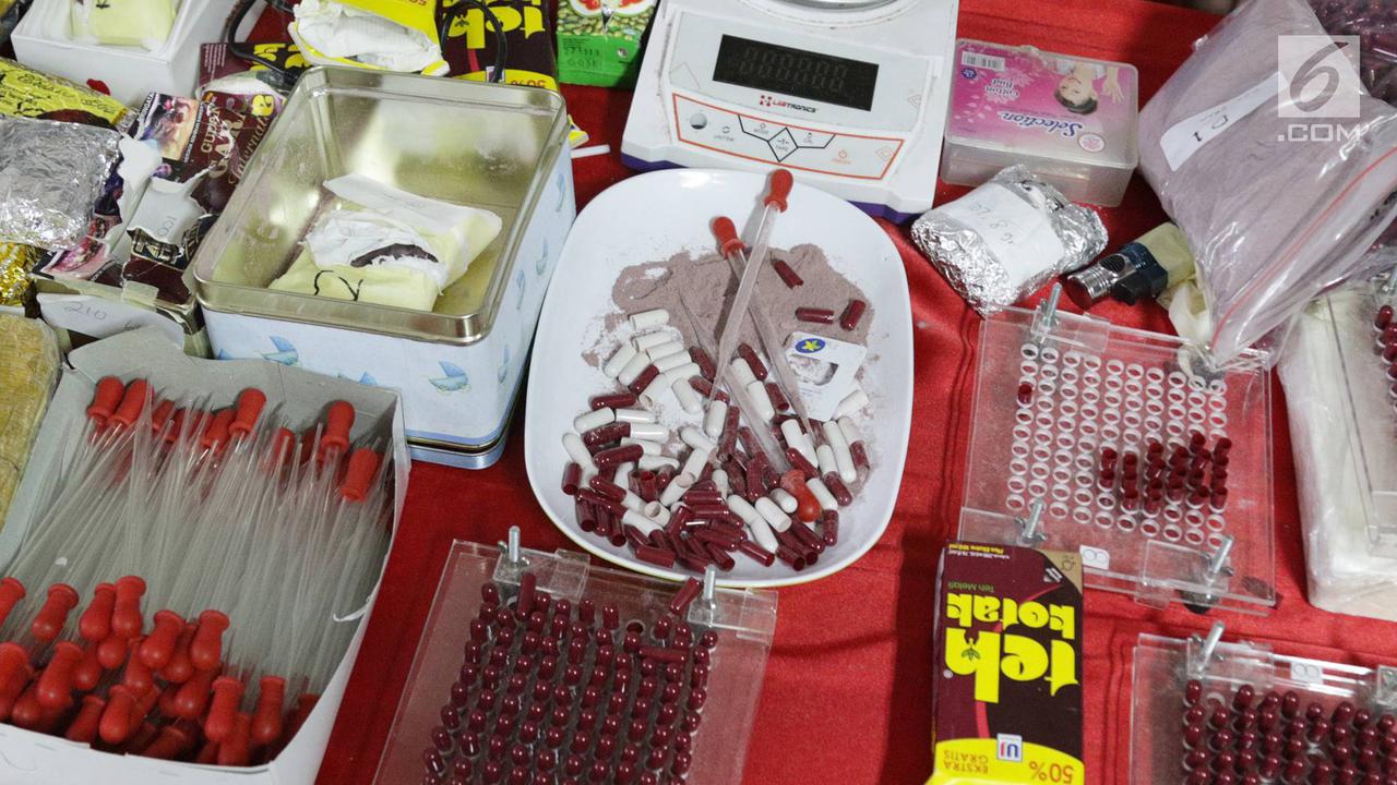 Polisi Ungkap Pabrik Narkoba di Apartemen Green Lake Sunter