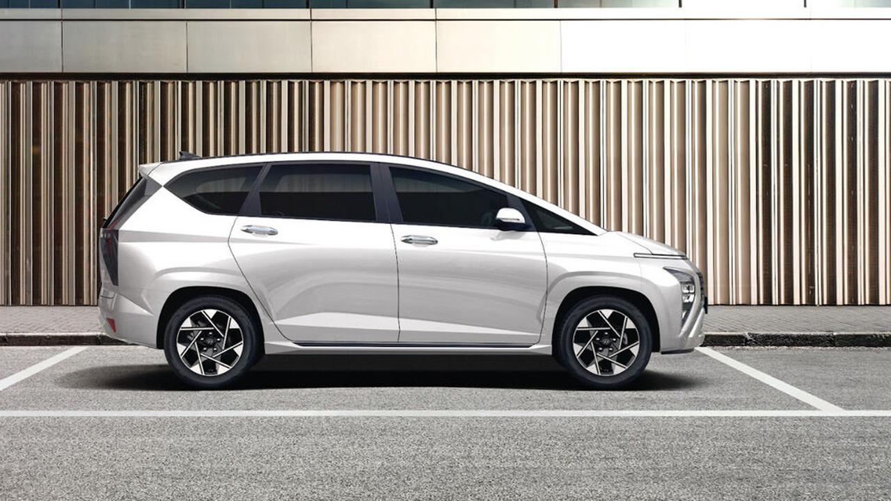 Perbandingan Utama Hyundai Stargazer dan Stargazer X: Apa Saja Perbedaannya?