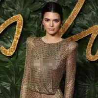 Mengintip cantiknya Kendall Jenner di British Fashion Awards. (DANIEL LEAL-OLIVAS / AFP)