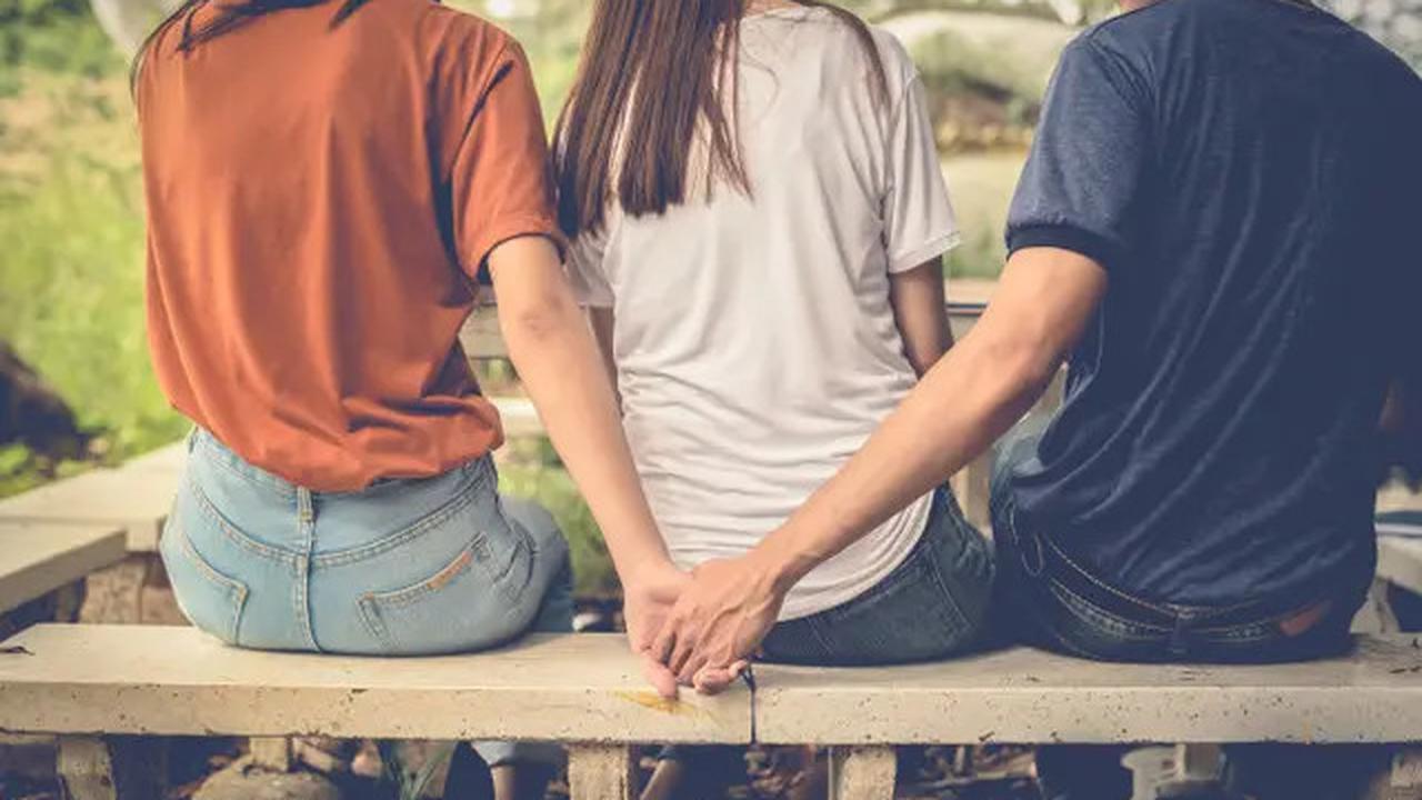 Uskup di Peru Mengundurkan Diri Setelah Diduga Punya 17 Kekasih Gelap