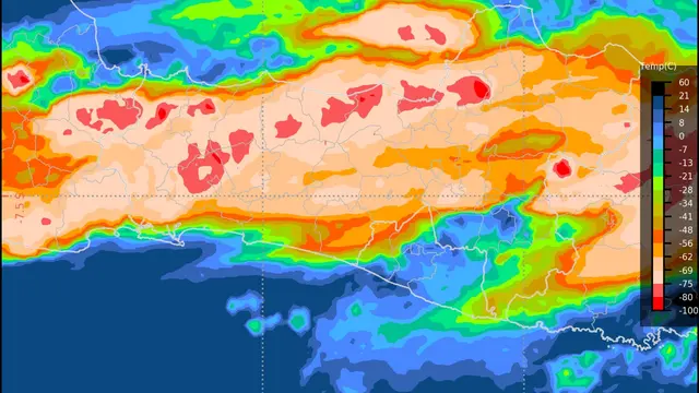 Citra satelit cuaca Himawari saat terjadi hujan es dan angin kencang di Banyumas, sekitar pukul 15.00 WIB, Senin (27/12/2021). (Dok. BMKG/Liputan6.com)