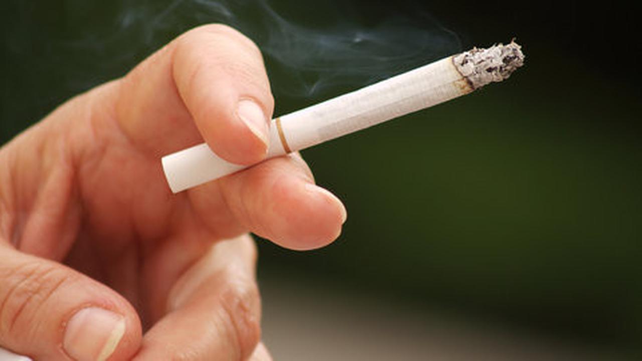 Gawat, rokok bikin jerawat jadi tambah parah!