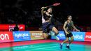 Pebulu tangkis ganda putra Indonesia, Fajar Alfian/Muhammad Sohibul Fikri berusaha mengembalikan kok ke arah wakil China, Chen Bo Yang dan Liu Yi dalam laga 32 besar Indonesia Open 2026 di Istora Senayan, Jakarta, Rabu (03/06/2026). (Bola.com/Bagaskara Lazuardi)