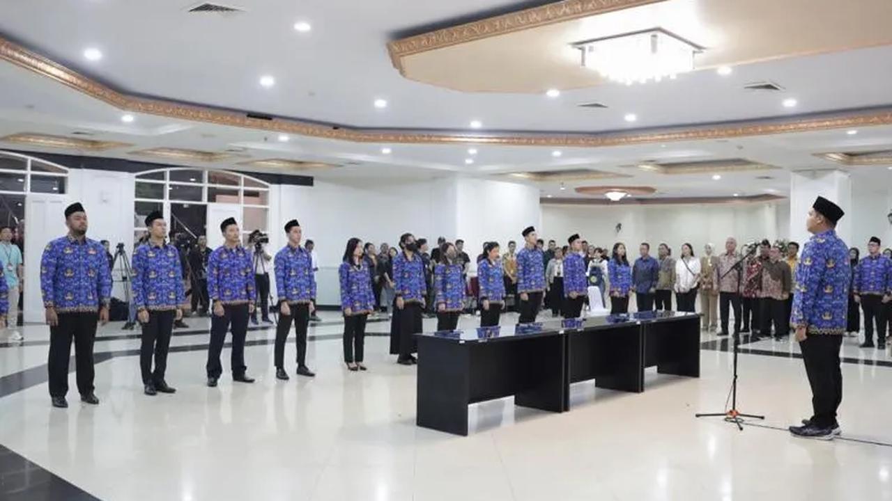 "Terlepas dari rekrutmennya dulu banyak ada yang berkualitas bagus, ada juga yang tidak berkualitas, maka nanti ini akan kita evaluasi," kata Anas.