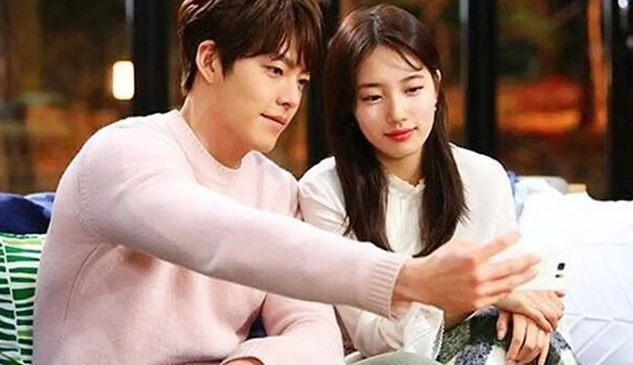 Saat ini Lee Min Ho sedang sibuk dengan drama comeback-nya yang berjudul Legend  of The Blue Sea, sedangkan Suzy Miss A sibuk dengan aktivitas pribadinya sambil menunggu sosok kembarannya resmi diluncurkan di Madame Tussauds. (Instagram/minzy_couple)