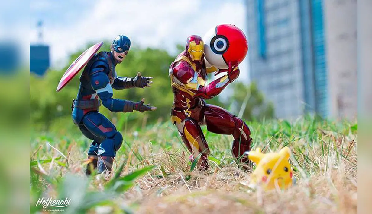 Biar kekinian, superhero harus main Pokemon Go. (Facebook/BuzzViral)