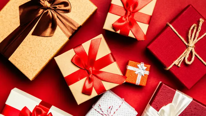 Ide Kado Natal yang Berkesan untuk Orang Tua