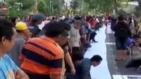 Ribuan warga Surabaya gelar tanda tangan tolak Tri Rismaharini maju di Pilgub DKI