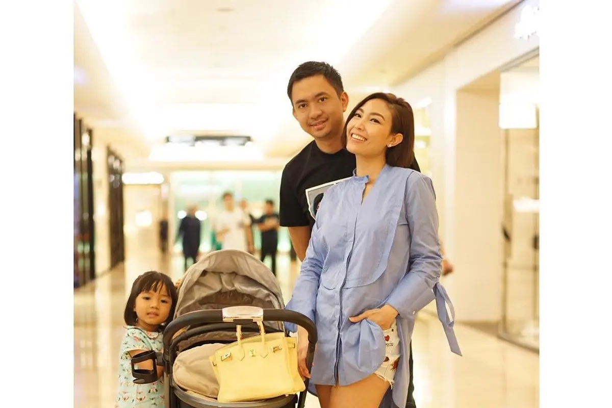 [Bintang] Style Ayu Dewi