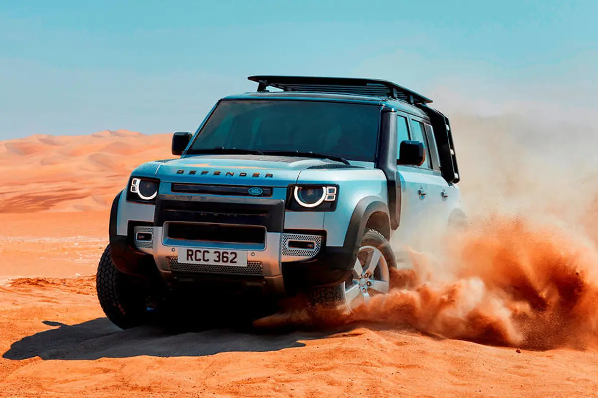 Land Rover Defender Generasi Terbaru akan Dilengkapi Fitur Remote Control