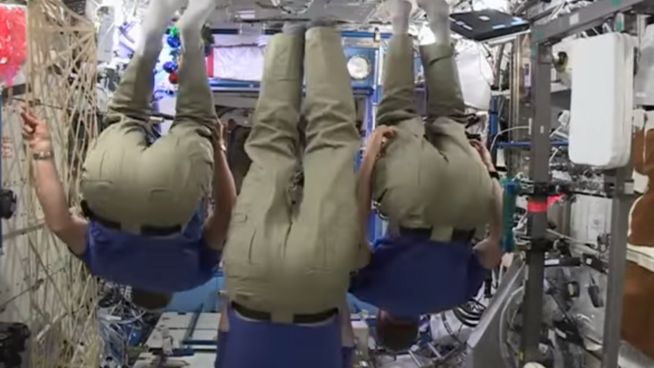 Pesan Natal Unik dari Luar Angkasa