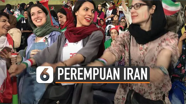 Akhirnya perempuan Iran dibolehkan melihat pertandingan sepakbola langsung. Mereka menunggu selama 38 tahun untuk merasakan momentum itu.