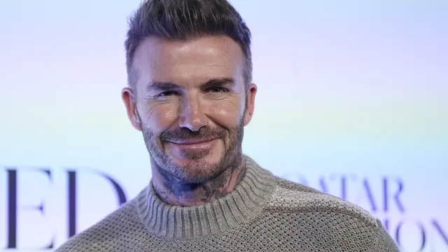 Duta Piala Dunia 2022 David Beckham Tampil Trendi di Qatar Fashion United