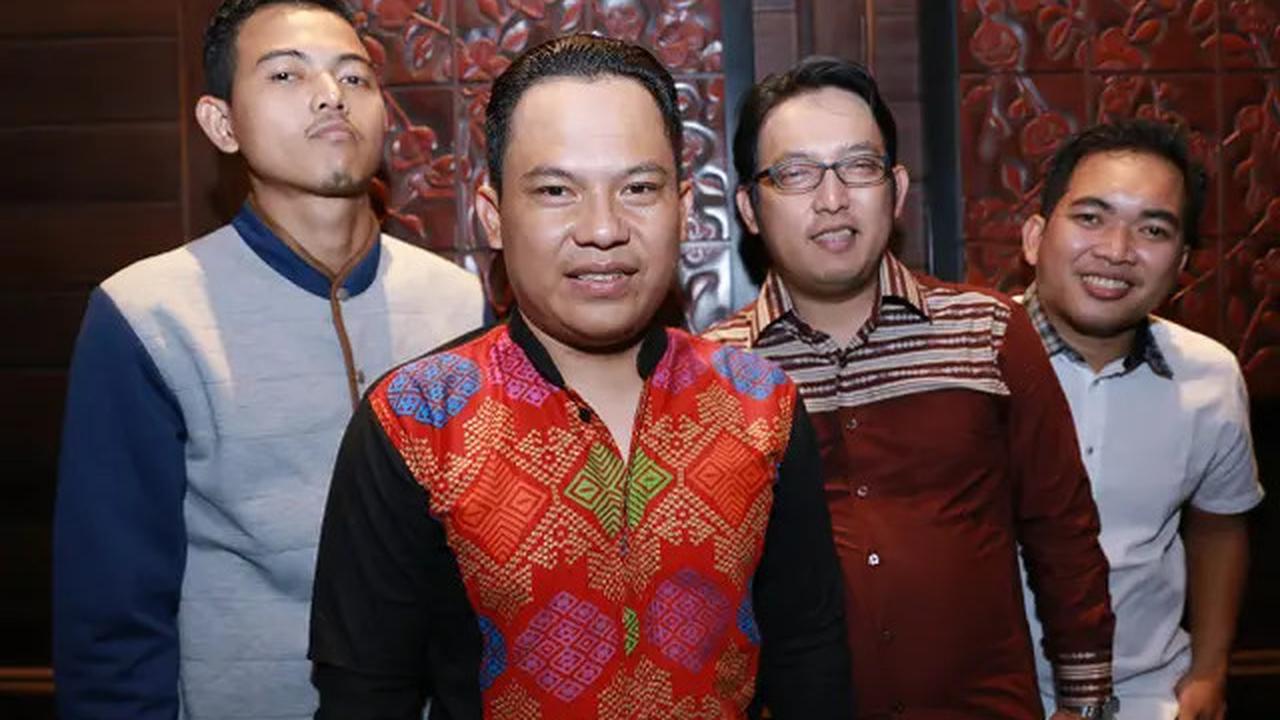 Aksi Jamrud dan Wali Berujung Tampil Bareng, Panaskan Panggung Malam Puncak Ketiga: Konser 3 Dekade Indosiar Luar Biasa