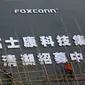 Foxconn batal membangun pabrik di Indonesia karena pemerintah Indonesia menolak permintaan Foxconn untuk mendapat lahan secara gratis 