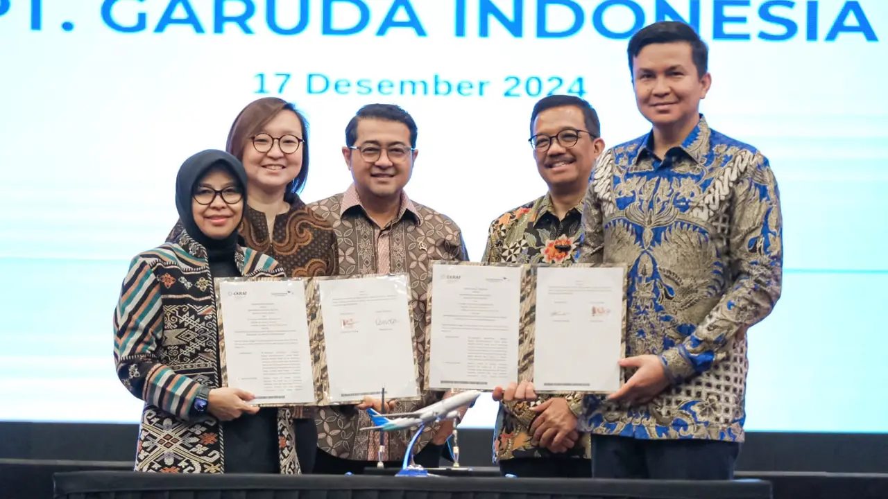 Kementerian Ekonomi kreatif menandatangani MoU kerja sama dengan PT. Garuda Indonesia  di Gedung Sapta Pesona, Jakarta (17/12/2024). (Dok Kemenekraf)