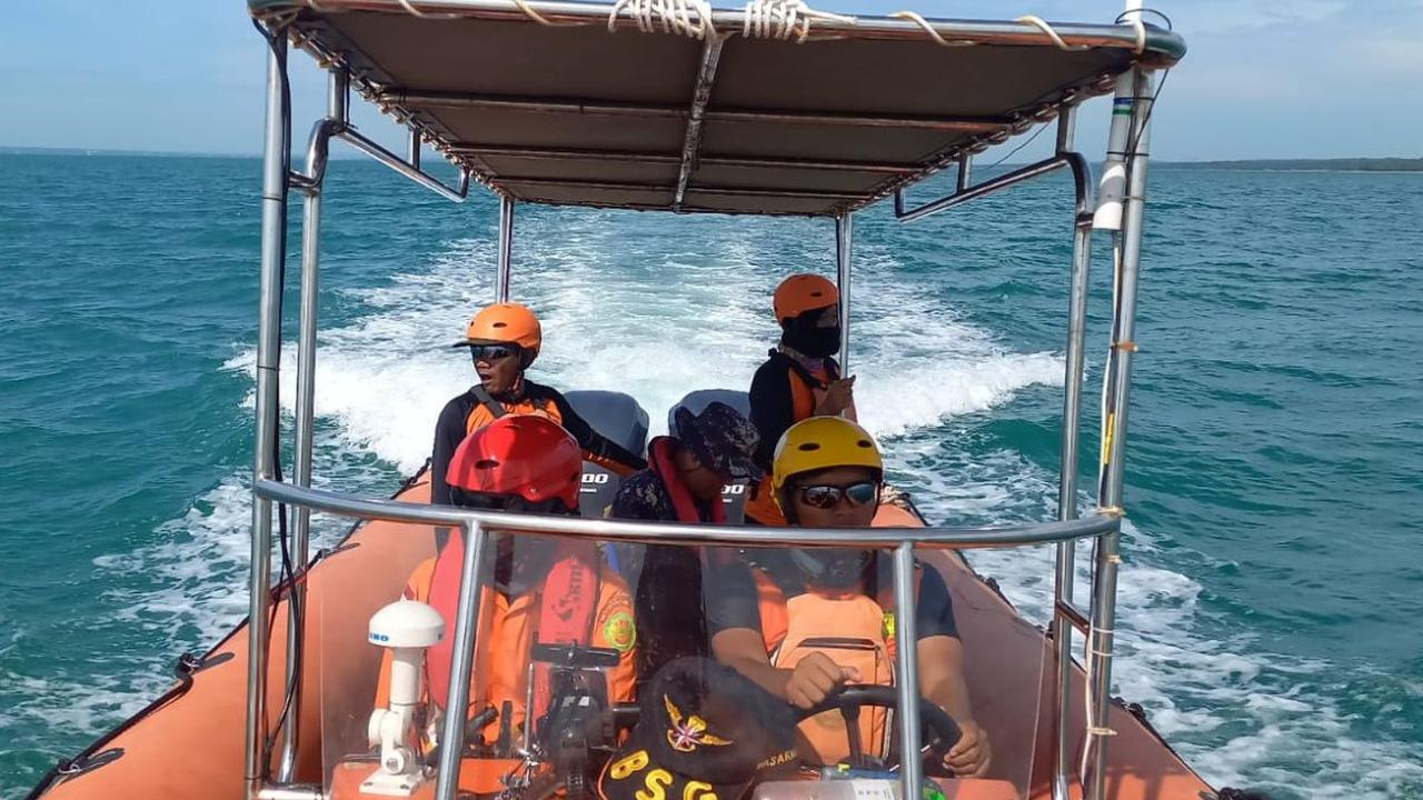 Upaya proses pencarian 15 ABK kapal Putra Sumber Mas ini melibatkan tim gabungan.<br>