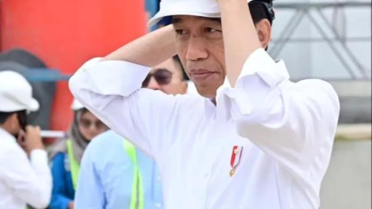 Hal ini disampaikan Jokowi saat menyampaikan sambutan dalam HUT ke-59 Partai Golkar di DPP Partai Golkar Jakarta Barat, Senin (6/11).&nbsp;<br>
