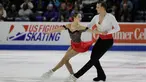 Pasangan atlet ice skating Jerman, Annika Hocke dan Ruben Blommaert menunjukkan gerakan saat bersaing dalam kategori Pairs Short Program pada ISU Grand Prix of Figure Skating Skate America di Everett, Washington, Jumat (19/10). (AP Photo/Ted S. Warren)