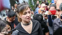 Marshanda usai menjenguk ayahnya, Irwan Yusuf di Panti Sosial Bina Insani 2. (Liputan6.com/Yoppy Renato)