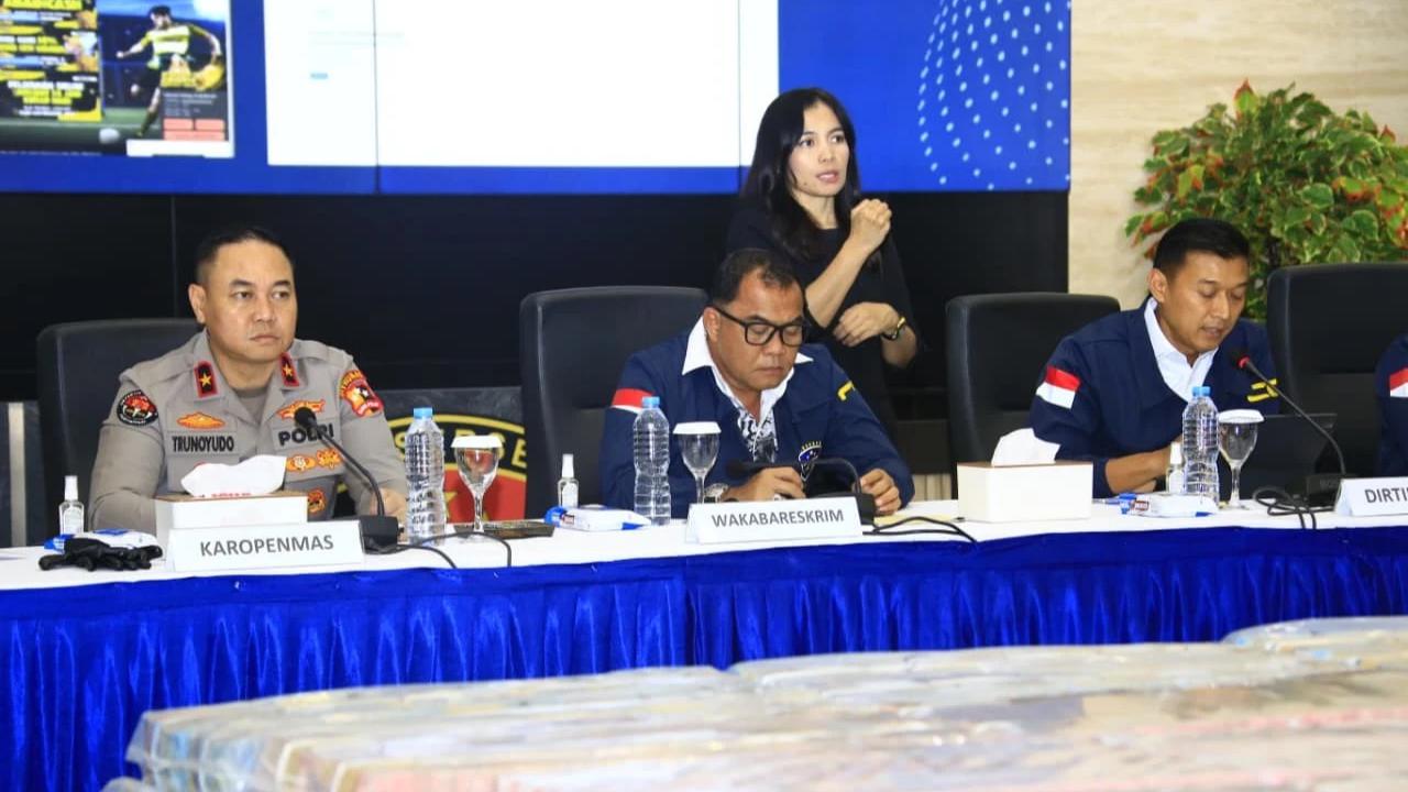 FOTO: Bareskrim Polri Sita Rp 286,2 Miliar dari Penindakan Judi Online 2025