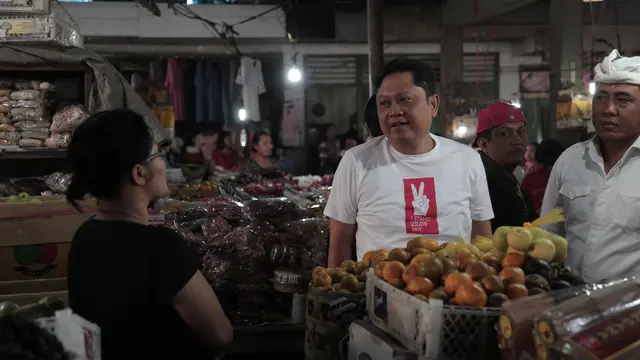 Cagub Bali nomor urut 2, Rai Mantra blusukan ke pasar tradisional