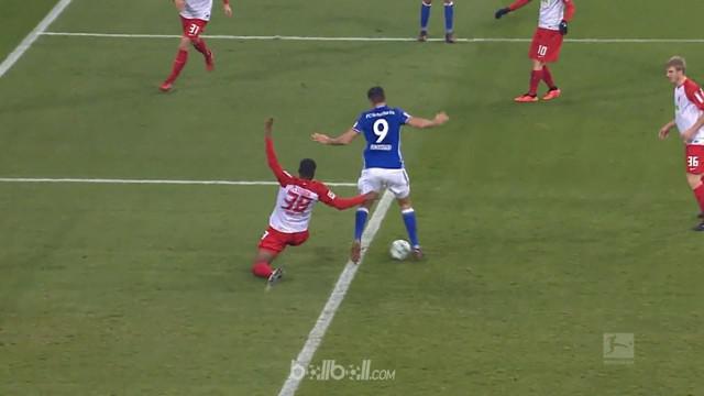 Berita video gol-gol terbaik yang tercipta pada pekan ke-16 Bundesliga 2017-2018. This video presented by BallBall.