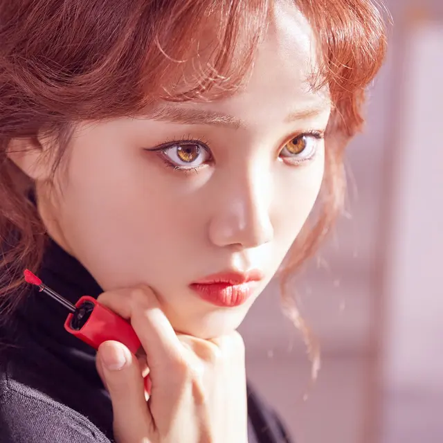Beauty Focus: Trik Menciptakan Bibir Cantik Merona ala Lee Sung Kyung