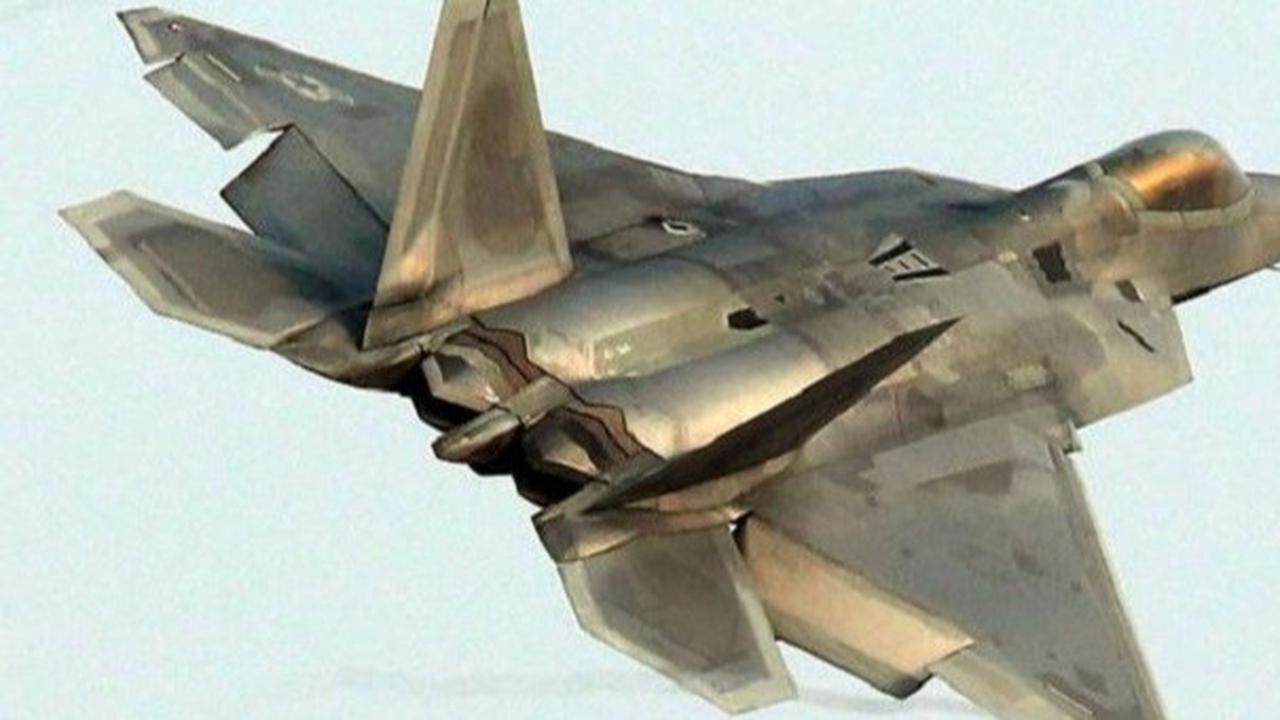 Paling Canggih di Dunia: Pesawat Tempur Siluman F-22 Raptor MIlik AS Sampai Tak Dijual ke Negara Lain