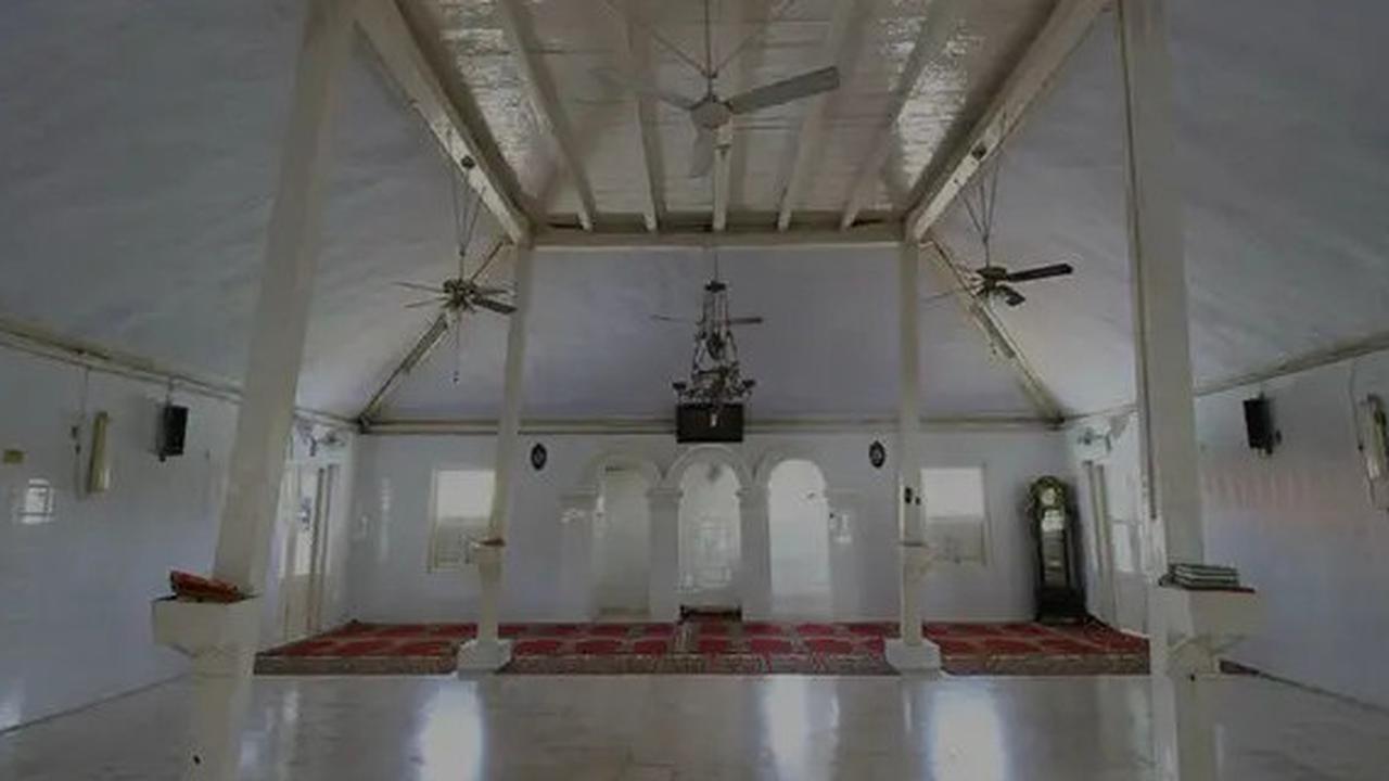 Masjid Madegan Sampang, Jejak Sejarah Islam di Madura dan Tradisi Sumpah Pocong