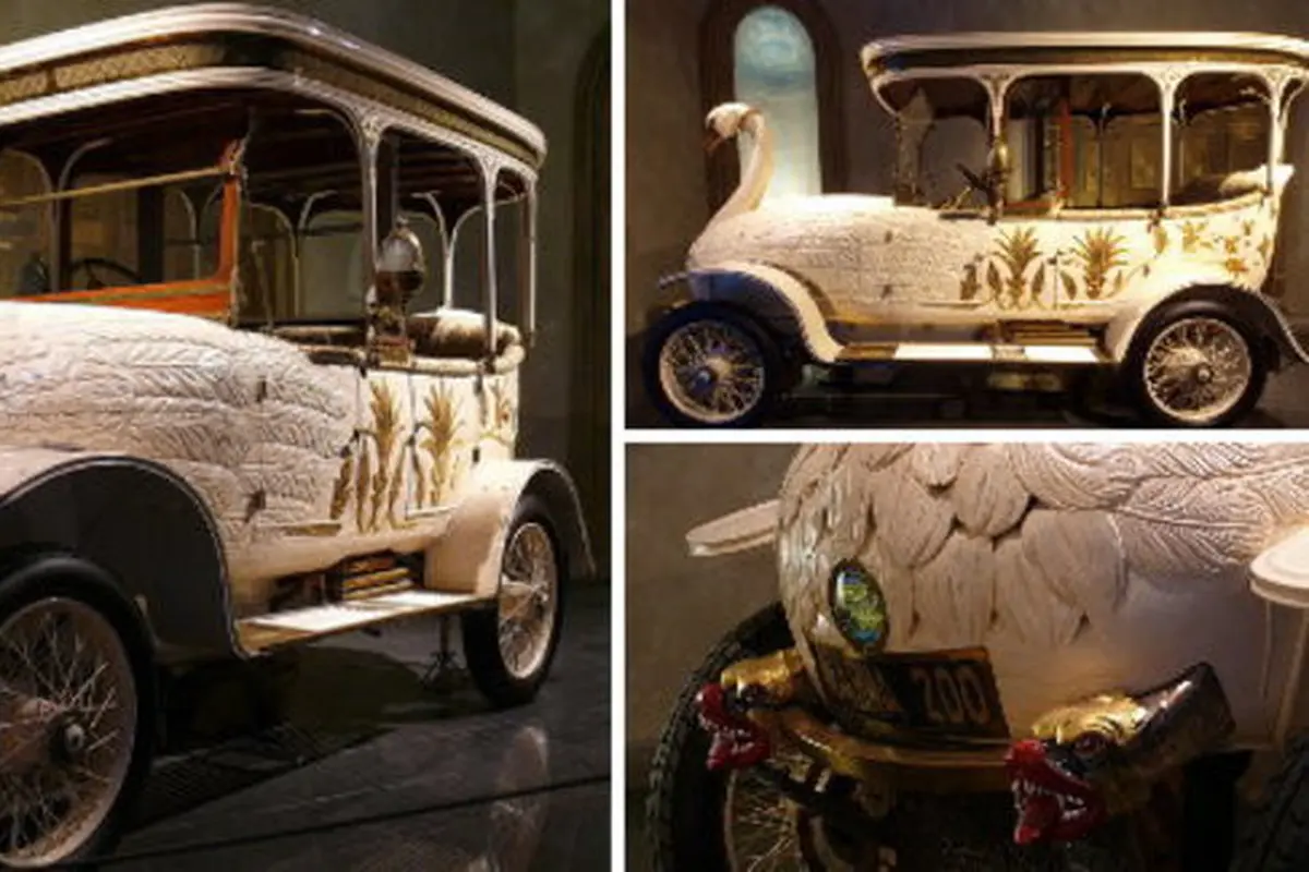 Brooke Swan Car (Carbuzz)