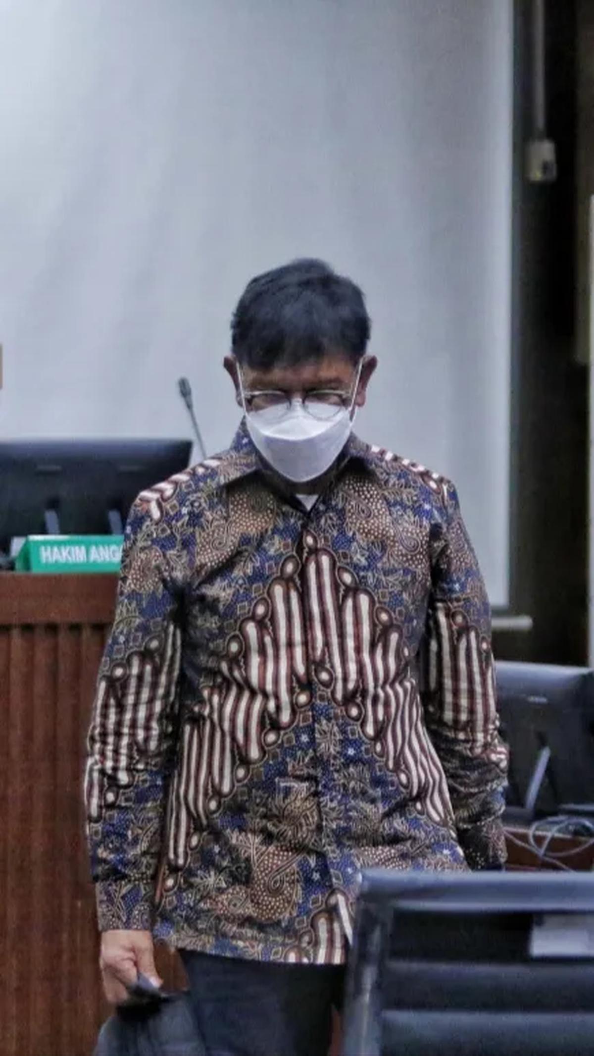 Dibantah Johnny Plate