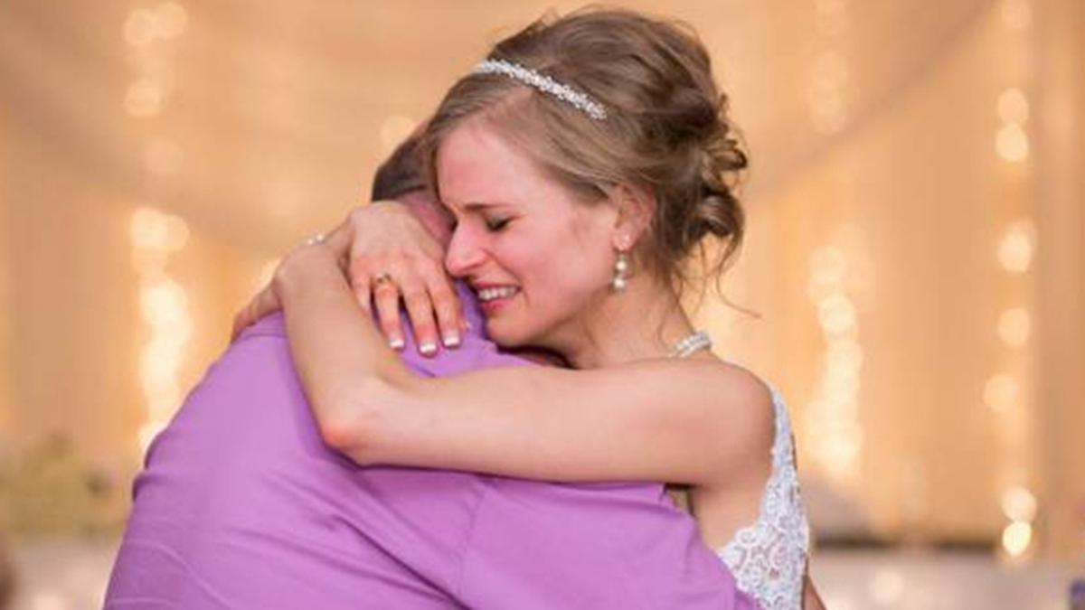 Pria yang Berdansa Denganku Telah Memberiku Kesempatan Hidup Kedua