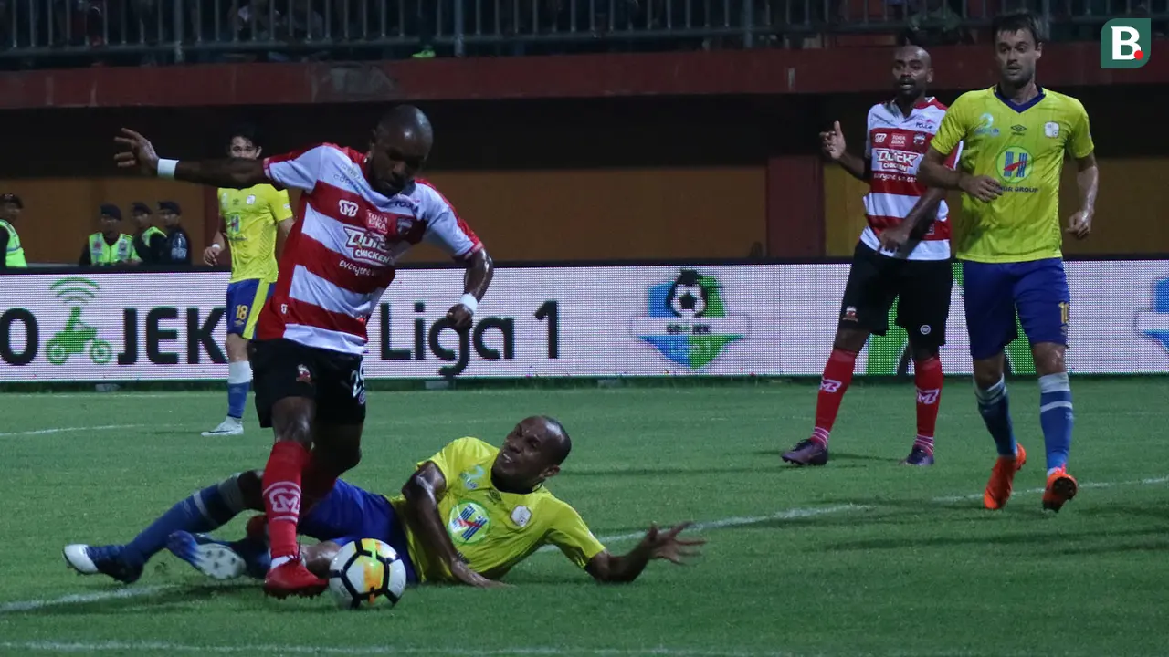 Madura United vs Barito Putera