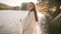 7 Warna Pakaian yang Identik dengan Introvert Menurut Psikologi, Bukan Sekedar Selera