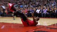 Kyle Lowry's double-double of 20 points and 10 assists help lead the Raptors to a 126-113 win over the Suns.