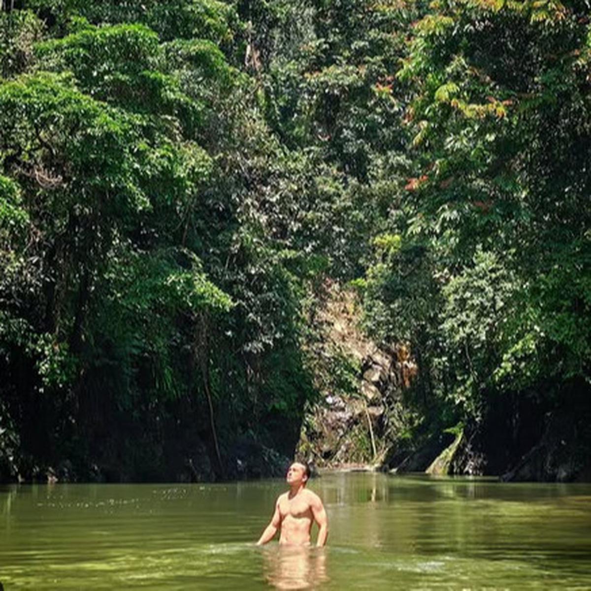 nicholas saputra